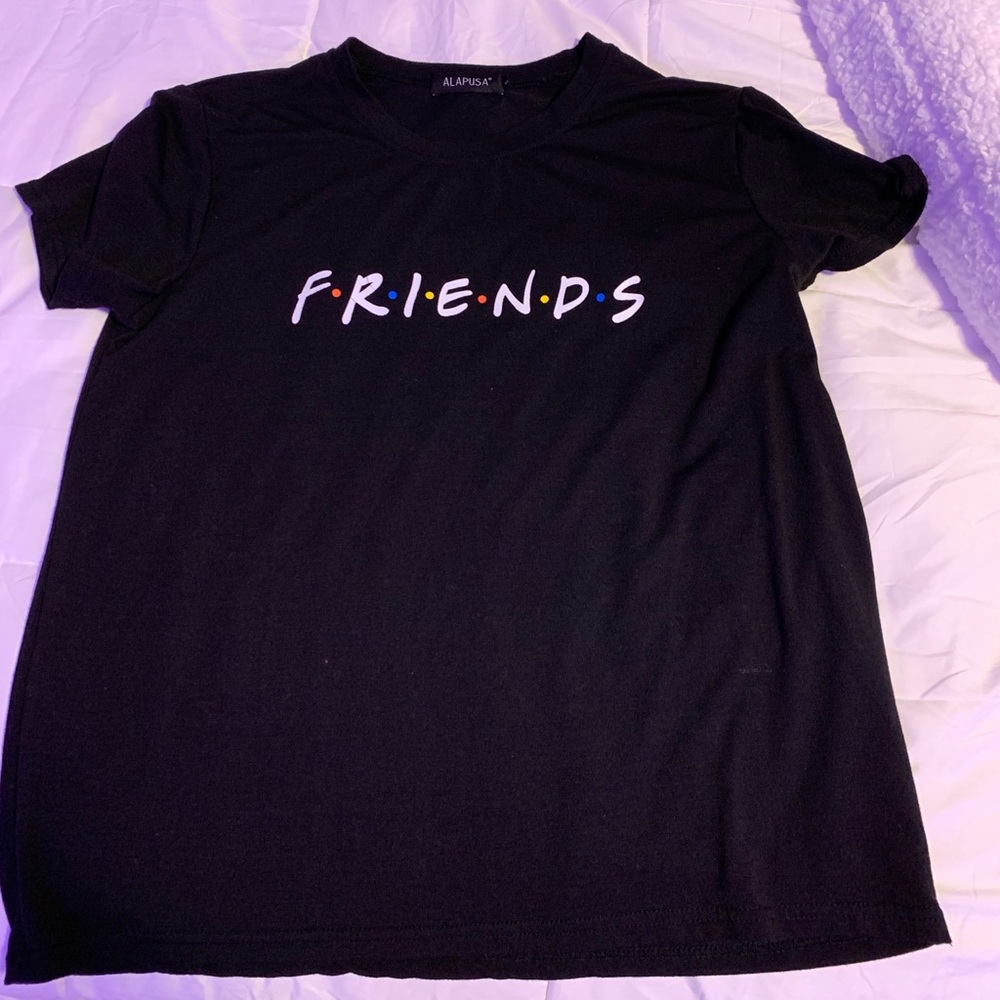 FRIENDS graphic tee